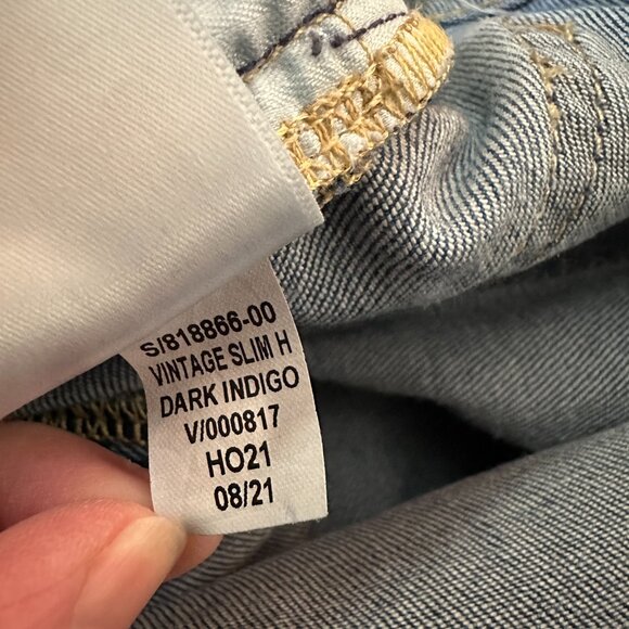 Gap Vintage Slim Straight High Rise Jeans Women's size 27/4 Regular - Picture 6 of 10